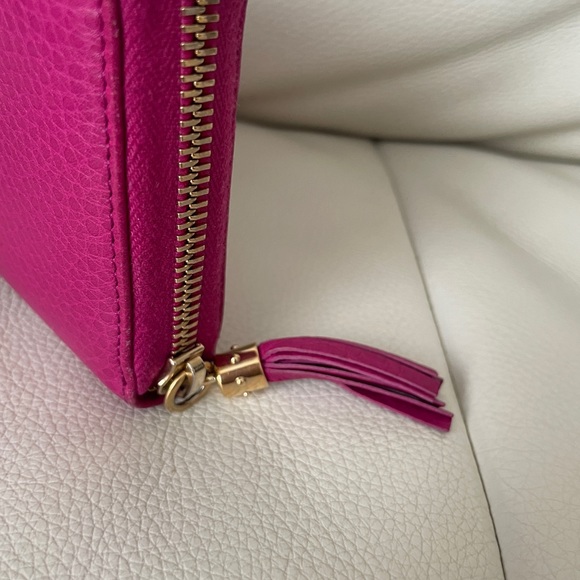 ✨SOLD ✨Gucci Long Leather Wallet Dark Pink - Picture 5 of 6